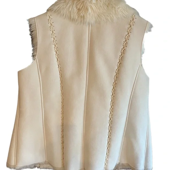 Microsuede Vest Off White Faux Fur Collar Lining Pockets & Hidden Hook Eye Close - Picture 5 of 10